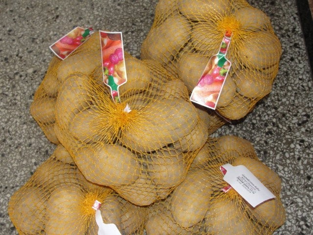 SPRZEDAZ ZIEMNIAKOW PACZKOWANYCH SIATKA 2.5KG — zdjęcie 1