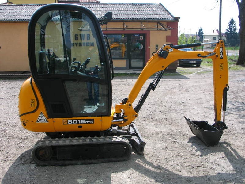 koparkikrakow.pl - JCB 8018 - 2007-2011 — zdjęcie 3