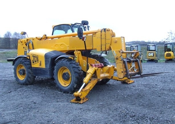jcb 540-170- rok 2008..