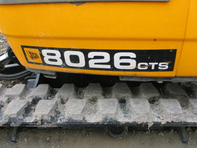 Koparka / minikoparka JCB 8026 CTS z 2013 roku — zdjęcie 6