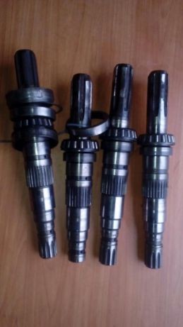Wałek przedniego napędu Massey Ferguson 3050,3060,3070,3080,3090,3125 — zdjęcie 1
