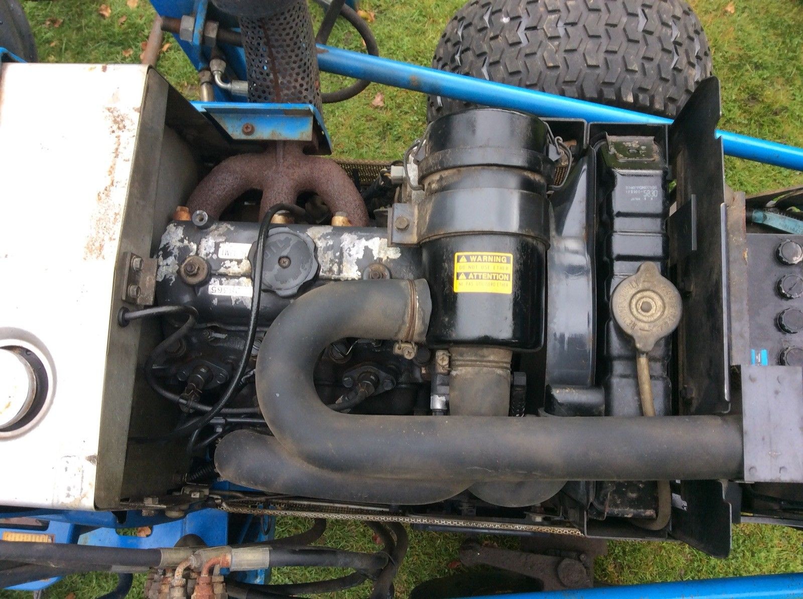 Ciągnik Mitsubishi HMDD180 M1T — zdjęcie 4