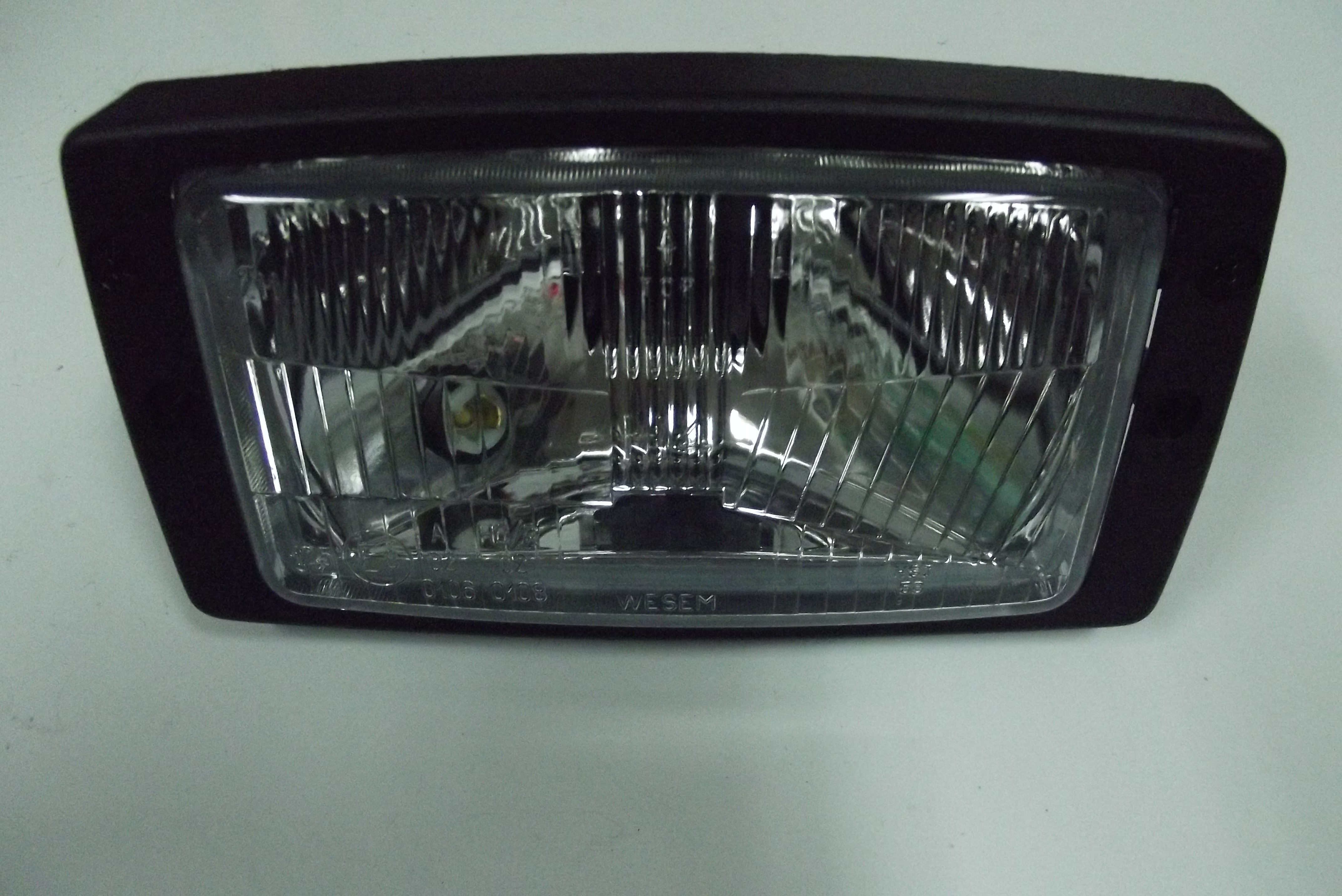 Wkład lampy przedniej do siatki maski URSUS C 330/ C 360/3512/4512 — zdjęcie 1