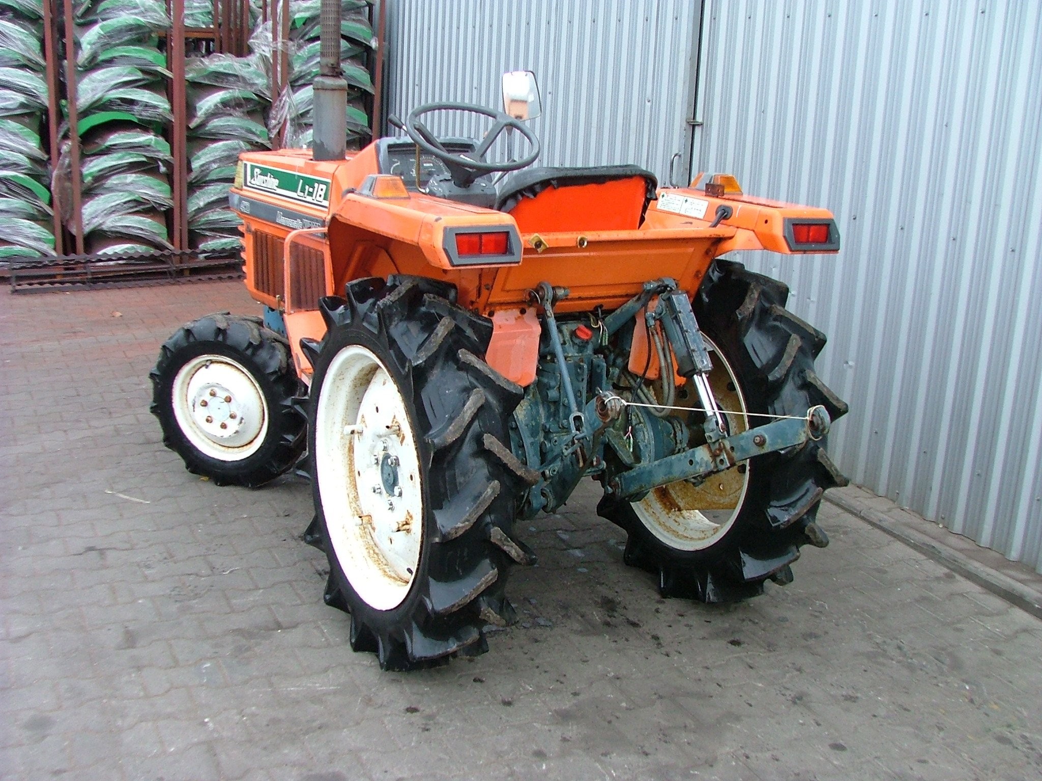 Kubota L1-18 - 1992 — zdjęcie 5