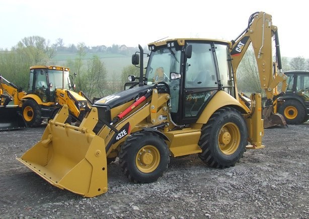 CAT 432 E  z roku 2011- Nowa...