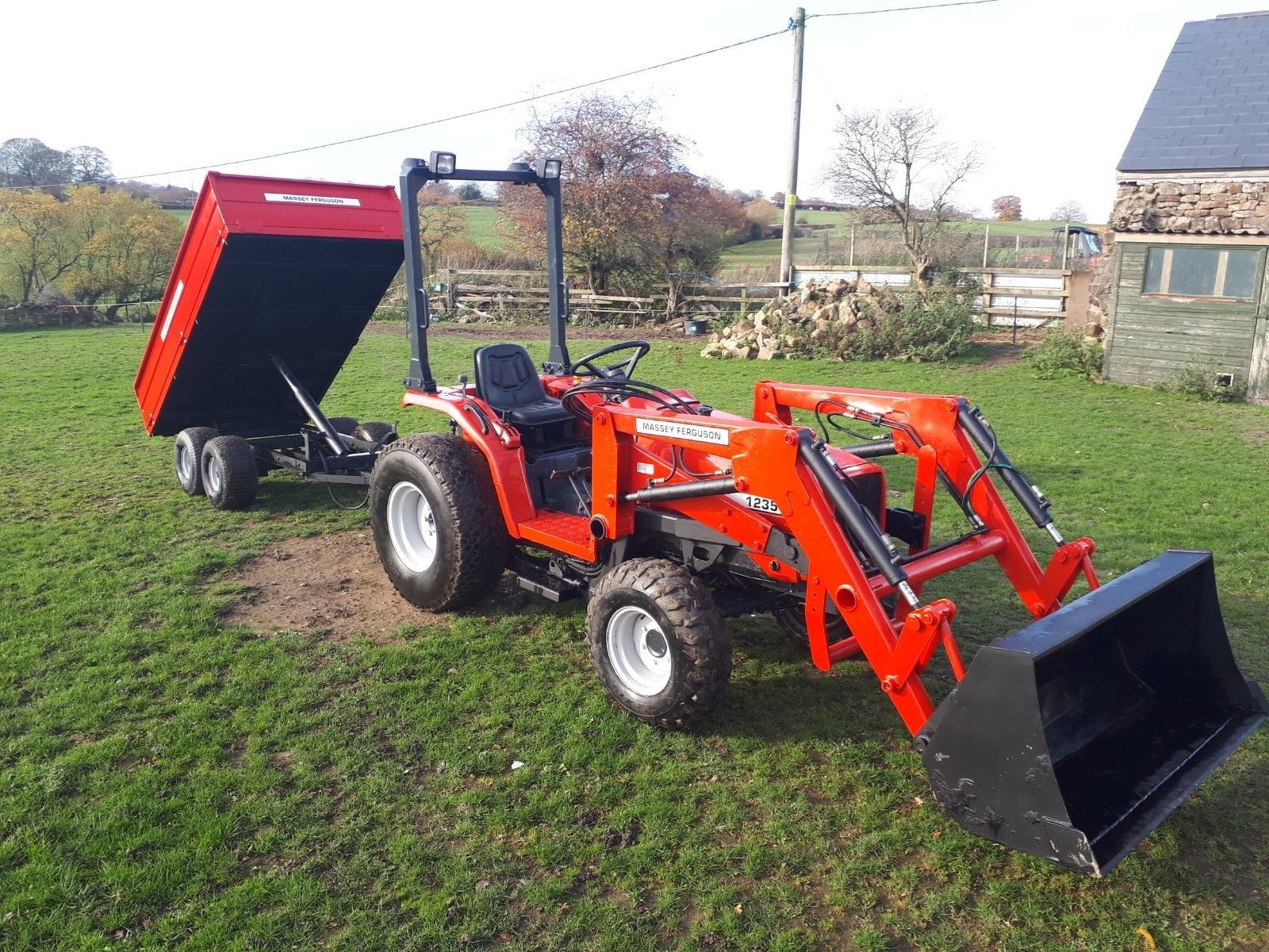 Ciągnik Massey Ferguson 1234MF5 - stan bardzo dobry  — zdjęcie 1