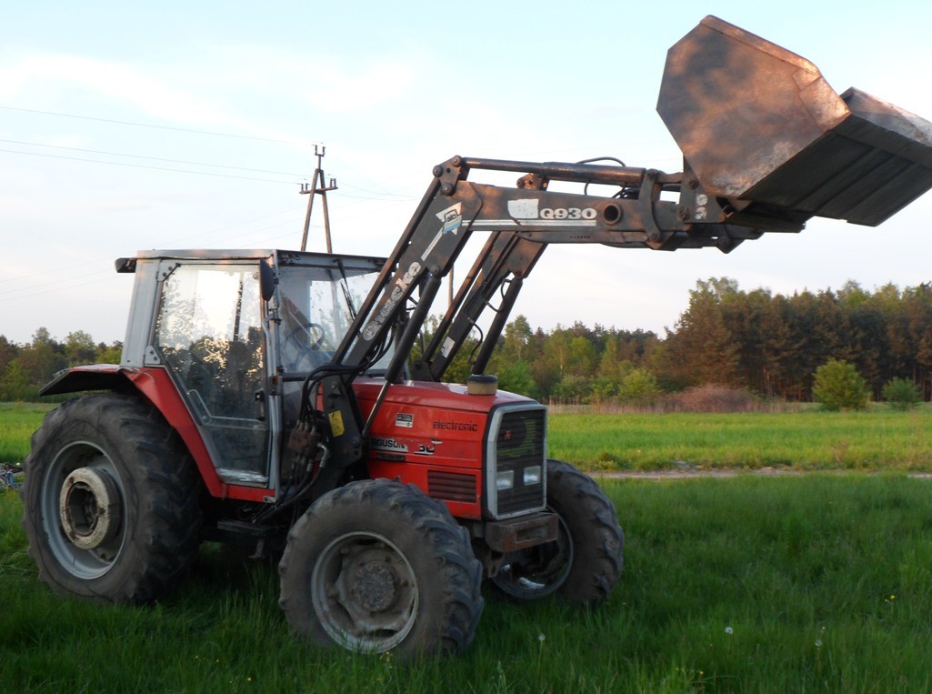 Massey Ferguson 3060 — zdjęcie 1