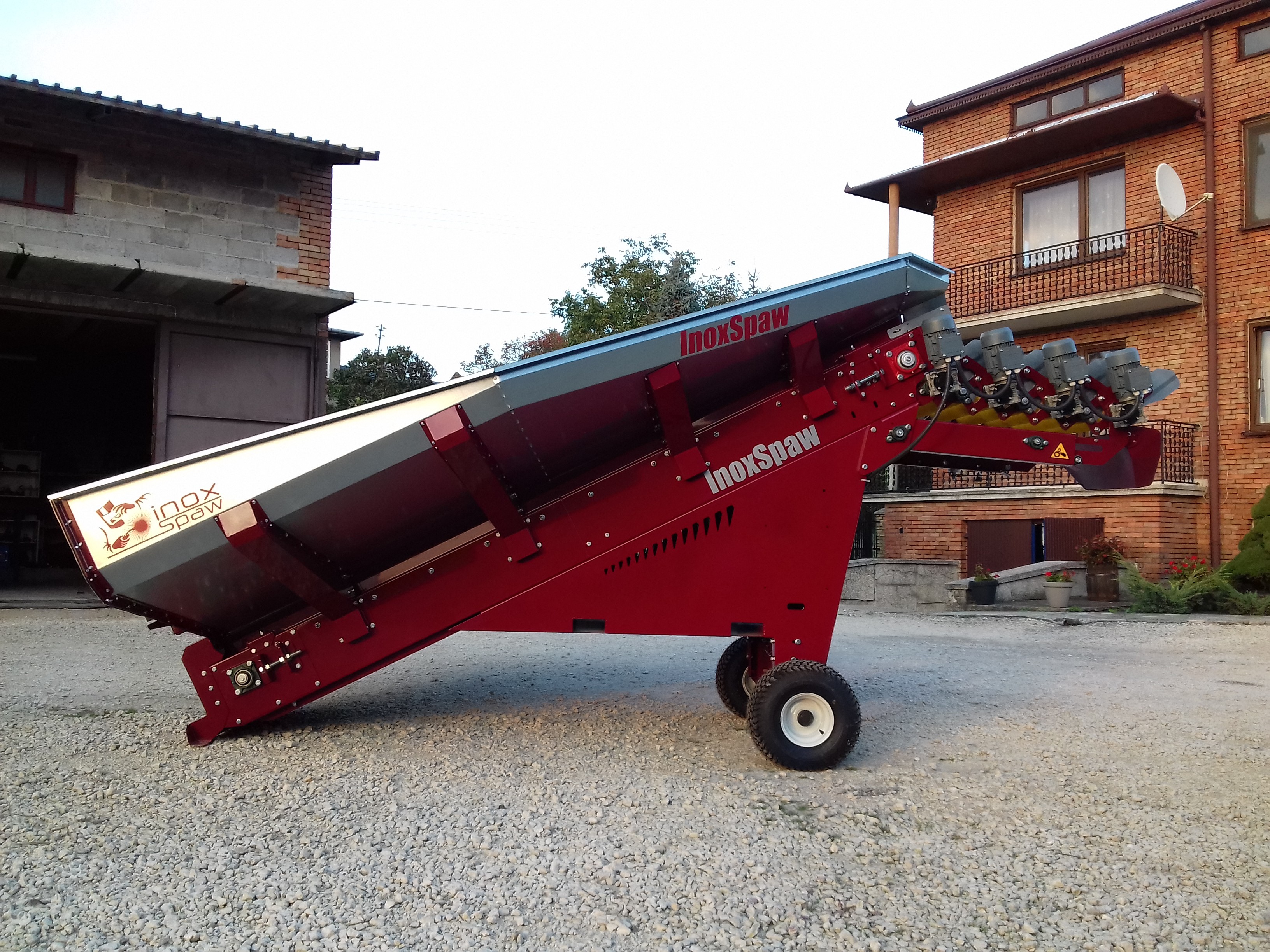 Kosz przyjęciowy T800 N7N receiving hopper bunkier rolki spiralne  — zdjęcie 1