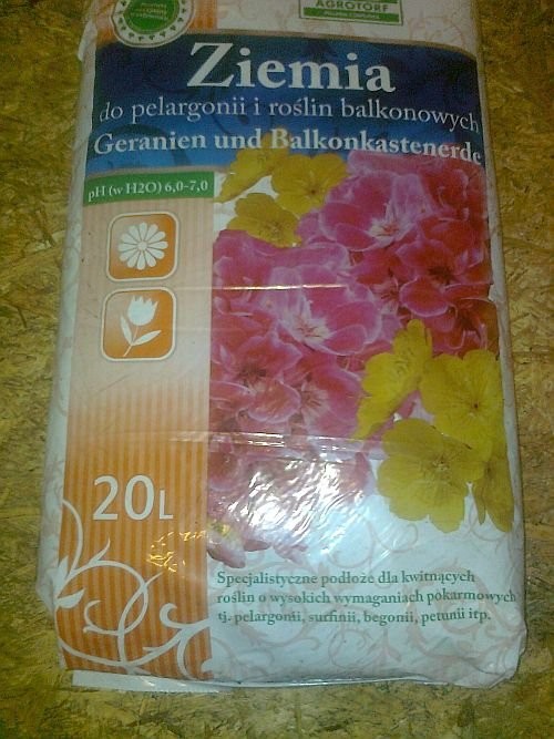 Ziemie, torfy, podłoża — zdjęcie 4