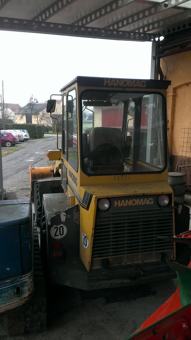Koparka Ładowarka Hanomag E20 — zdjęcie 4