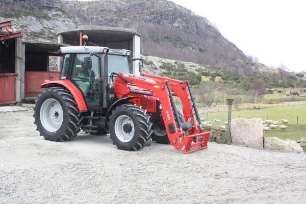 Massey Ferguson 5455 DYNA-4 — zdjęcie 1