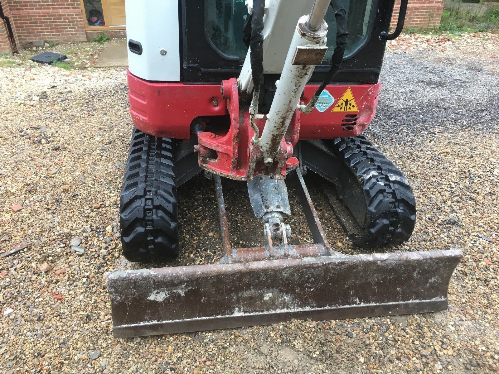 Minikoparka Takeuchi TB-233R - 2013 — zdjęcie 3
