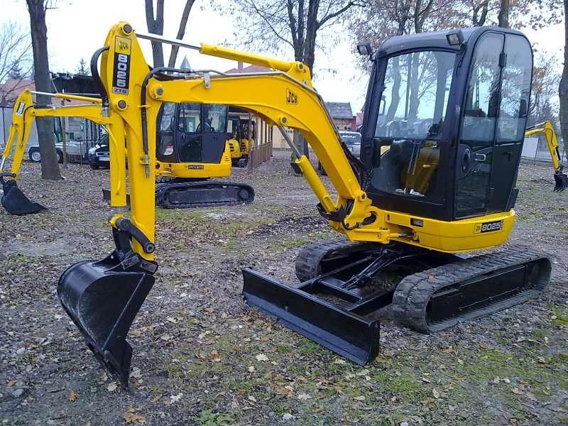JCB 8025 ZTS 2008 rok — zdjęcie 1