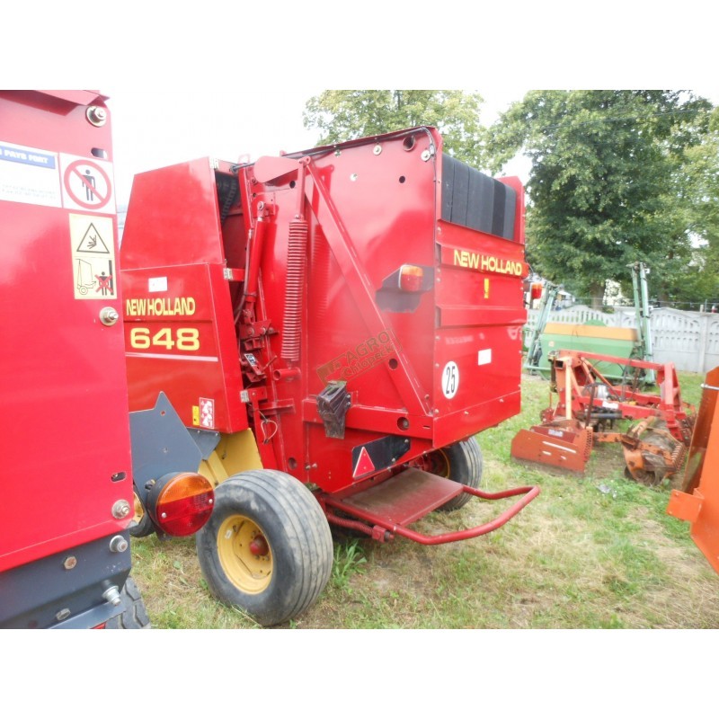 Prasa rolująca New Holland 648 — zdjęcie 1