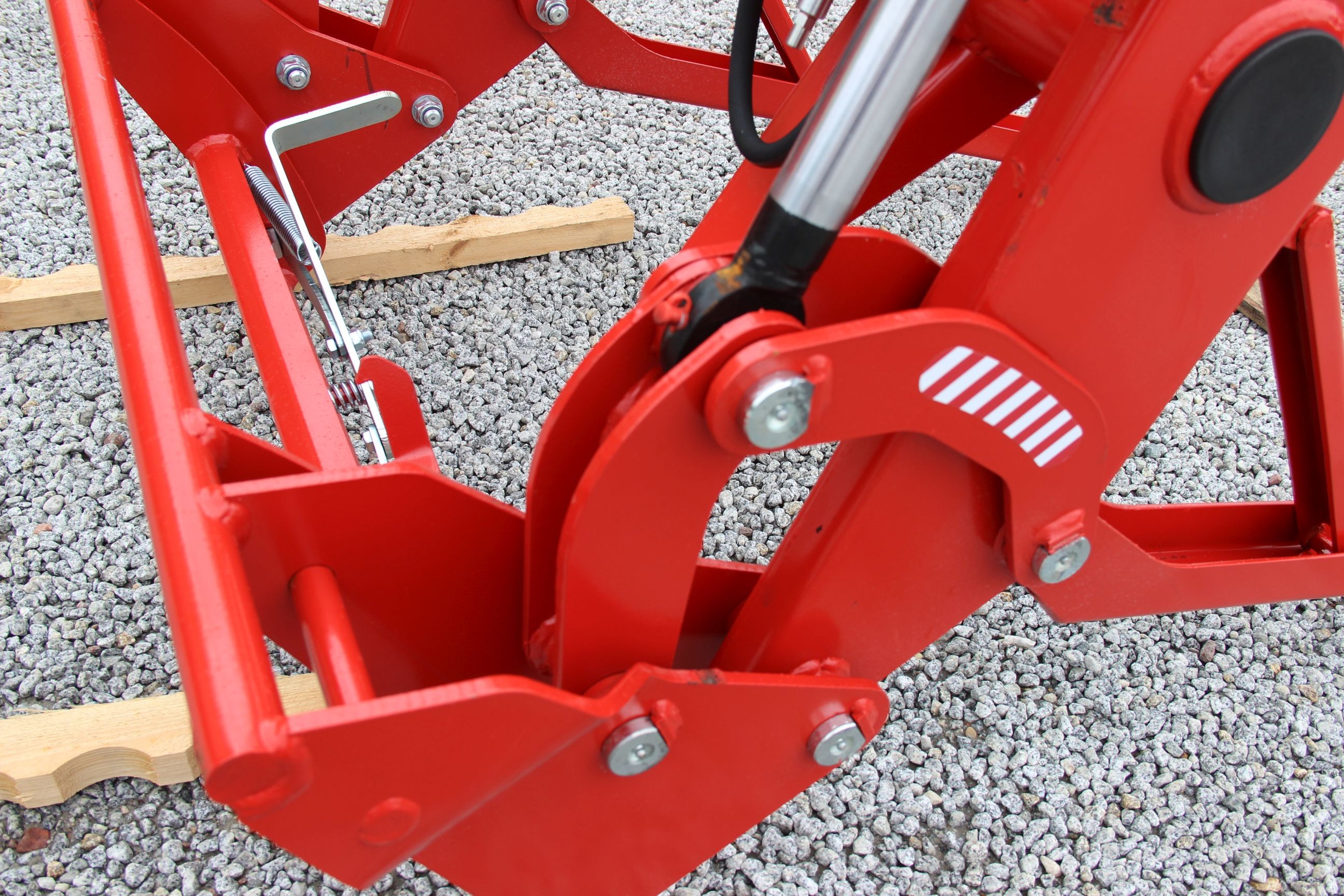 Ładowacz czołowy TUR-4 udźwig 1500kg nowy model- euroramka U912  902 z — zdjęcie 5
