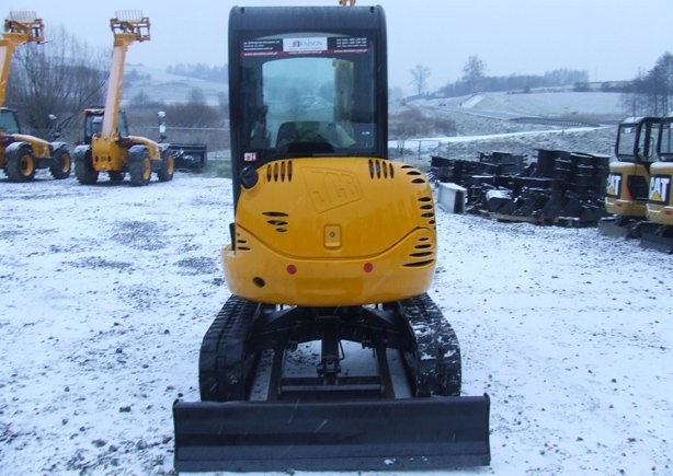 JCB 8025 ZTS rok 2007 Minikoparka — zdjęcie 1