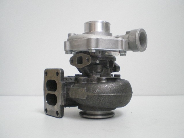 Turbosprężarka GARRETT - Traktor -  4.4 466746-0003 /  466746-0004 /  