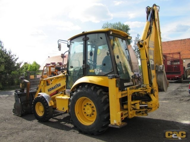 KOMATSU WB93R — zdjęcie 2