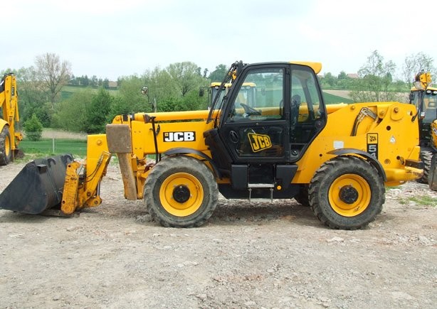 Minikoparka gąsienicowa JCB 8018 z roku 2010 — zdjęcie 3