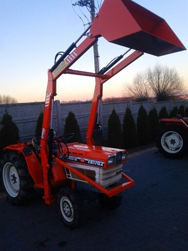 Kubota B 1702 17KM 4x4+Ładowacz czołowy TUR — zdjęcie 2