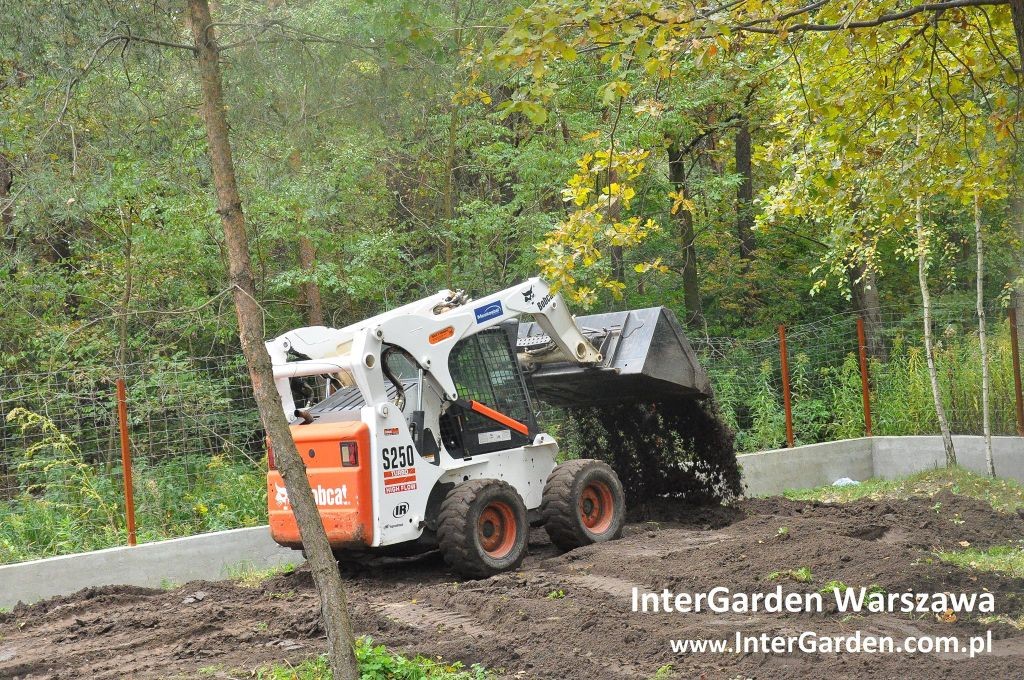 Minikoparka - wykopy prace zieme InterGarden Warszawa — zdjęcie 3