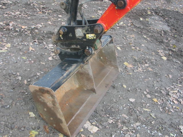 JCB 8050 CTS z 2013 roku - koparkikrakow.pl  — zdjęcie 5