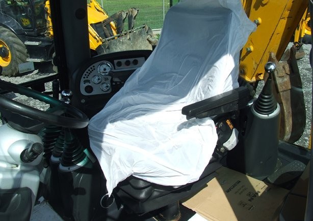 Koparko ładowarka JCB 3CX Contractor z roku 2006 — zdjęcie 3