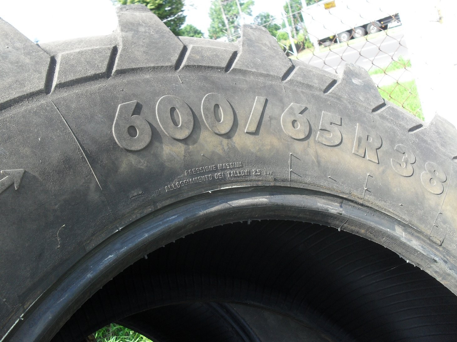 Kleber 600 - 600/65R38 — zdjęcie 2
