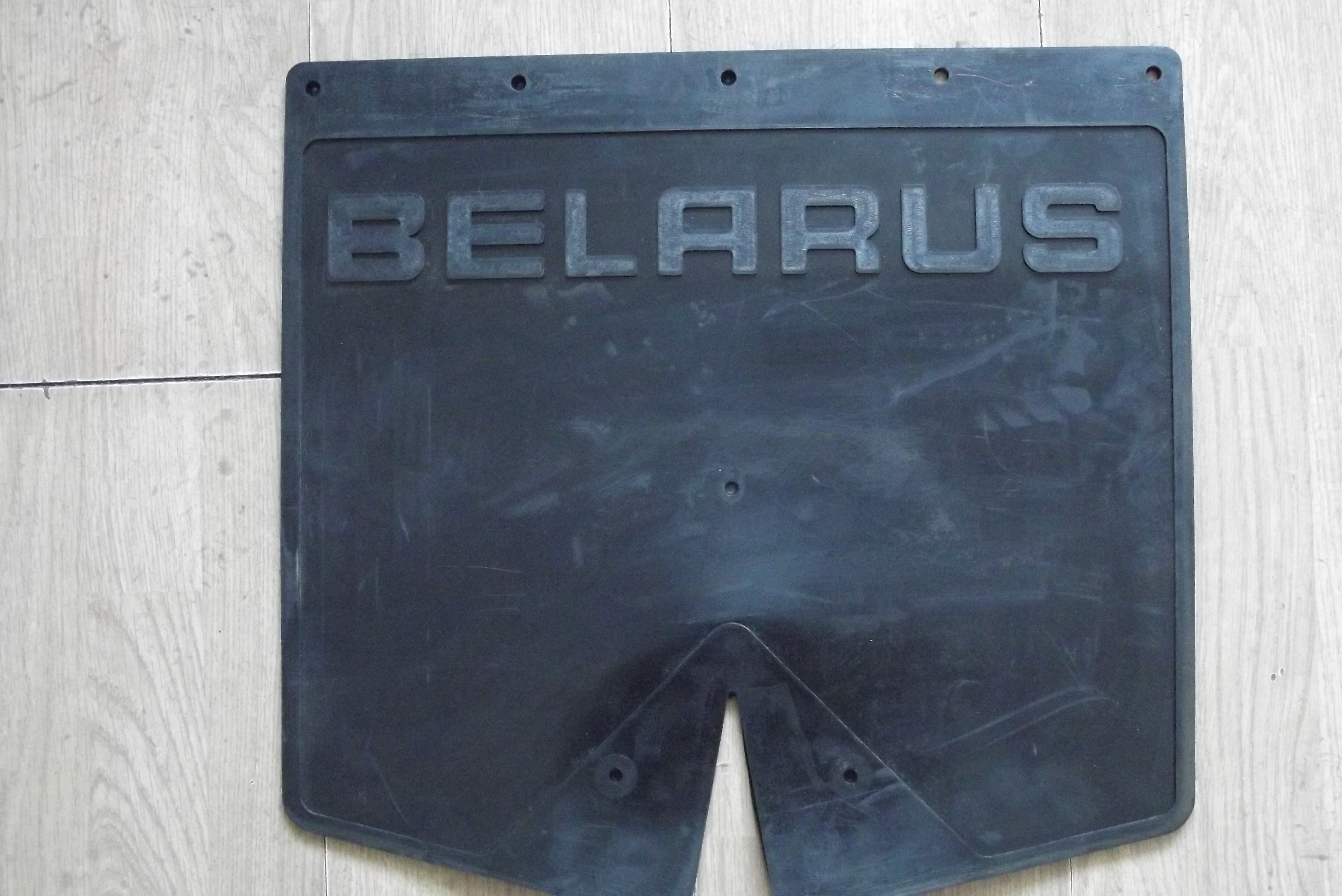 Osłona przeciwbłotna tylna MTZ / BELARUS ORYGINAŁ — zdjęcie 1