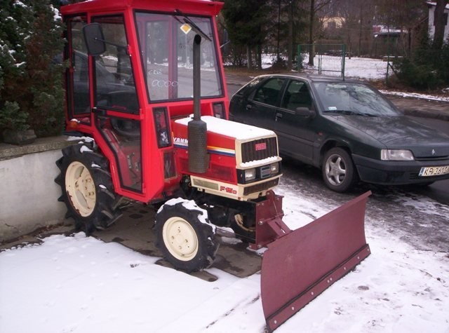 Yanmar F15 kabinka Nie Iseki Mitsubishi KUBOTA — zdjęcie 1