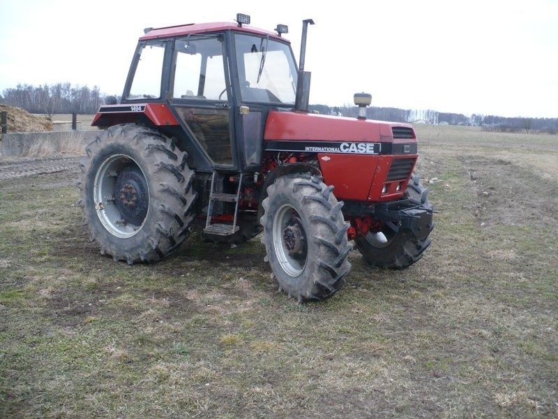 Ciągnik CASE 1494 — zdjęcie 4