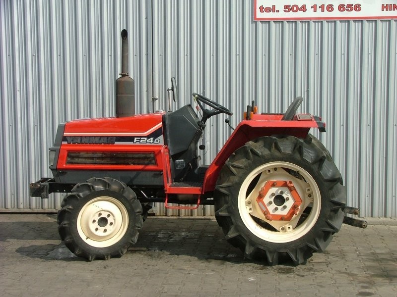 Mini traktorek Yanmar F24, 24KM, 4x4 — zdjęcie 2