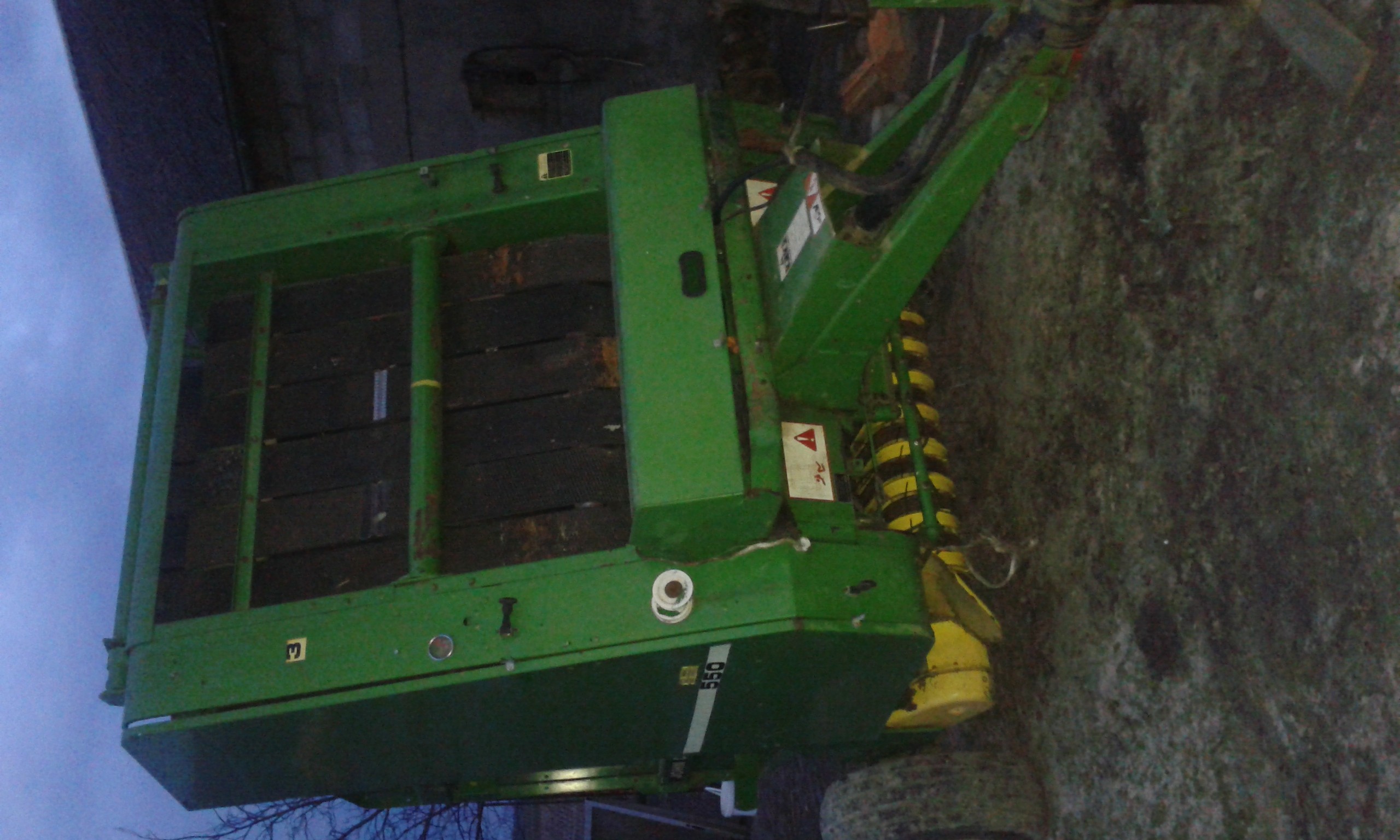  Prasa John Deere 