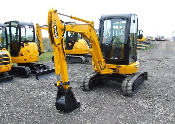 JCB 8030 ZTS z roku 2007.... — zdjęcie 1