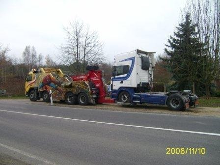 Holujemy ciągniki siodłowe,Tiry 600812813 — zdjęcie 1