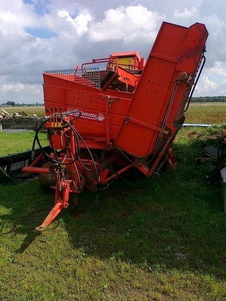 Kombajn ziemniaczany Grimme LK 650 — zdjęcie 2