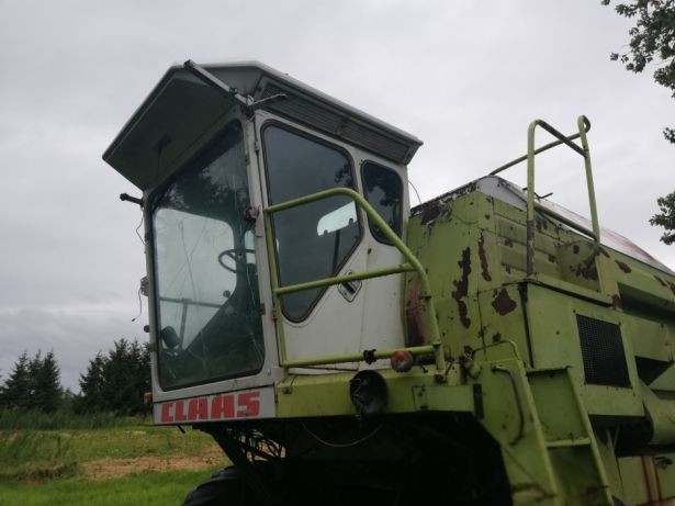 Kabina Claas Dominator 76,80,85,96,98,100,105,106,108 części — zdjęcie 2