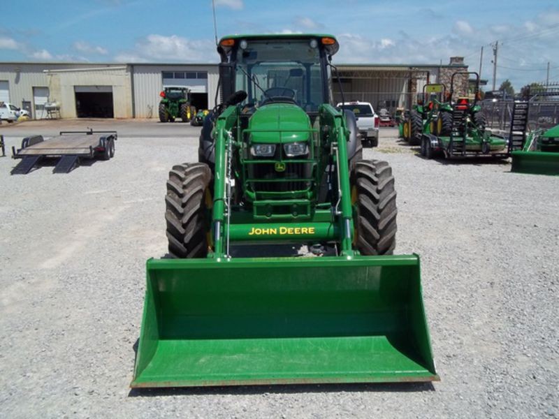 Ciągnik John Deere 51z00R — zdjęcie 3