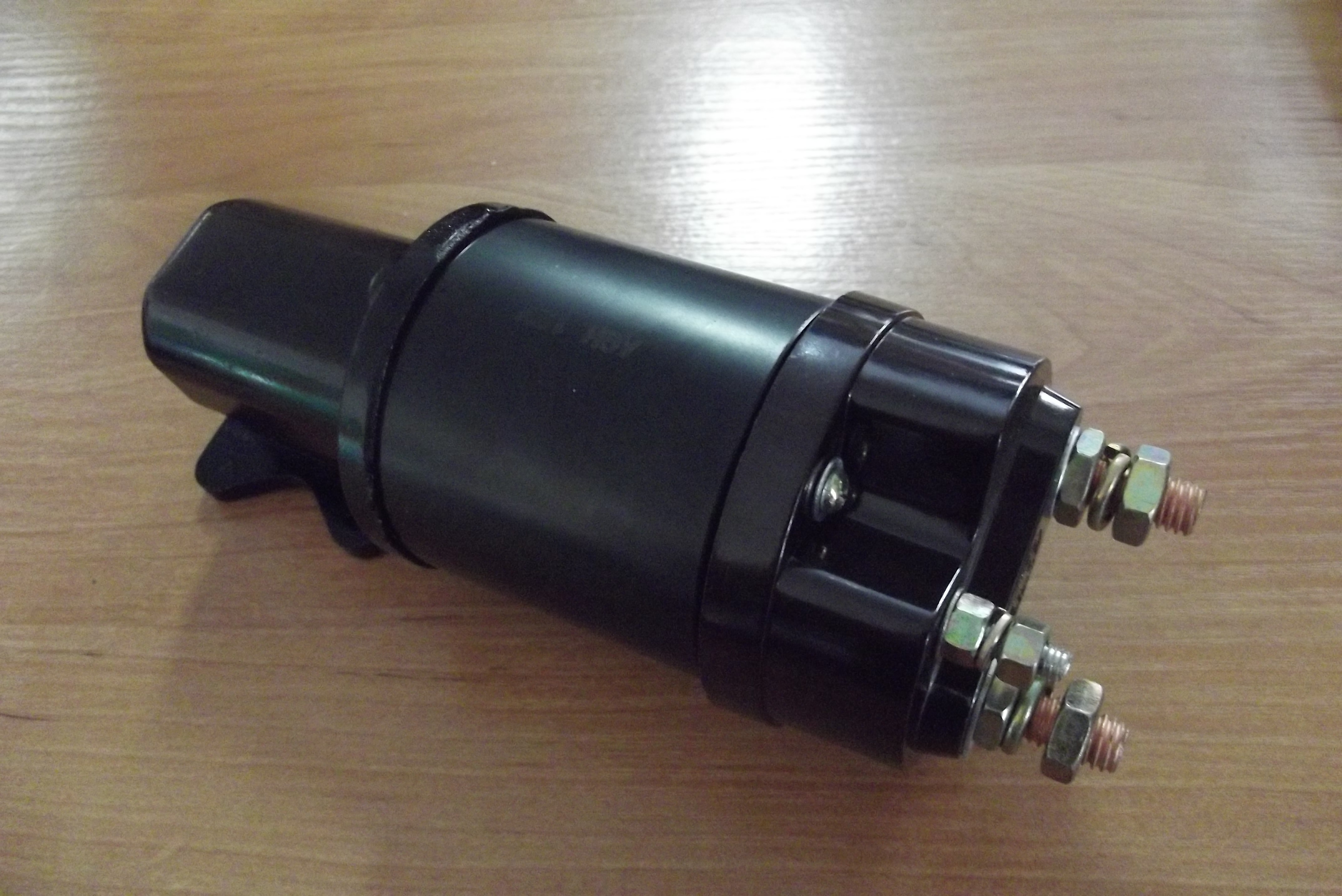 Wyłącznik elektromagnetyczny rozrusznika ST T 25 — zdjęcie 3
