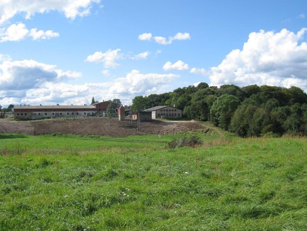 Sprzedam gospodarstwo rolne z działką  28,0400 ha — zdjęcie 1