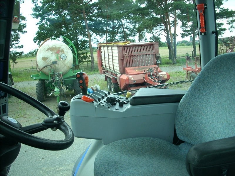 2008 New Holland T 8050 — zdjęcie 1