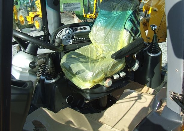 Koparko ładowarka JCB 3CX Sitemaster z roku 2005, — zdjęcie 4