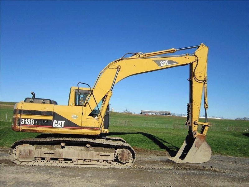 Caterpillar 318 BL Koparka gąsienicowa — zdjęcie 4