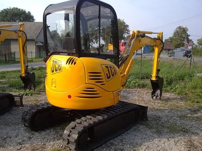 JCB 8025 ZTS 2006 rok — zdjęcie 3