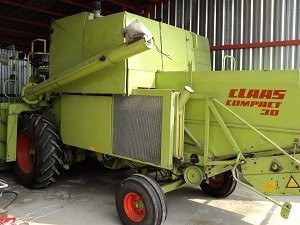 kombajn Claas Compact 30 — zdjęcie 1
