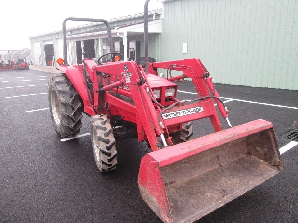 Ciągnik Massey Ferguson II45 — zdjęcie 5
