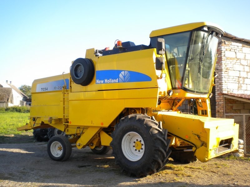 New Holland TC54Hydro — zdjęcie 1