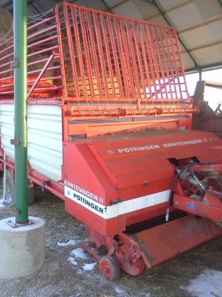 Przyczepa samozbierająca POTTINGER ERNTEWAGEN II — zdjęcie 1