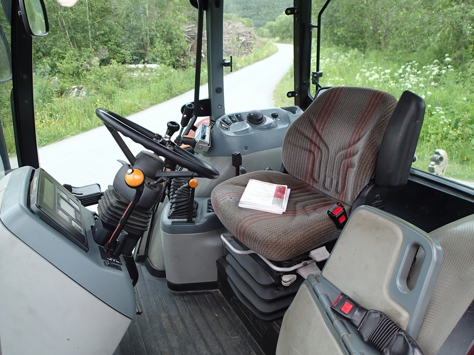 Ciągnik Case IH - Trima- CX IO1  — zdjęcie 3