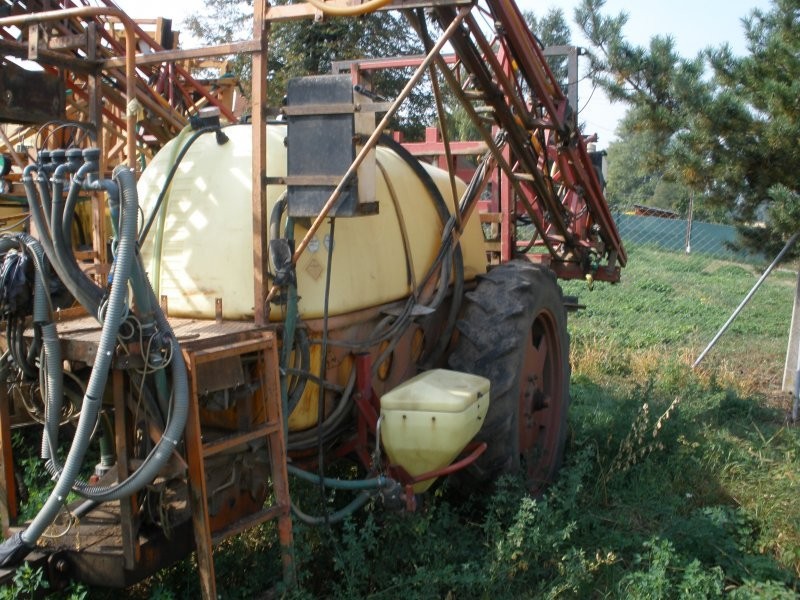 opryskiwacz-polowy 2400l — zdjęcie 3